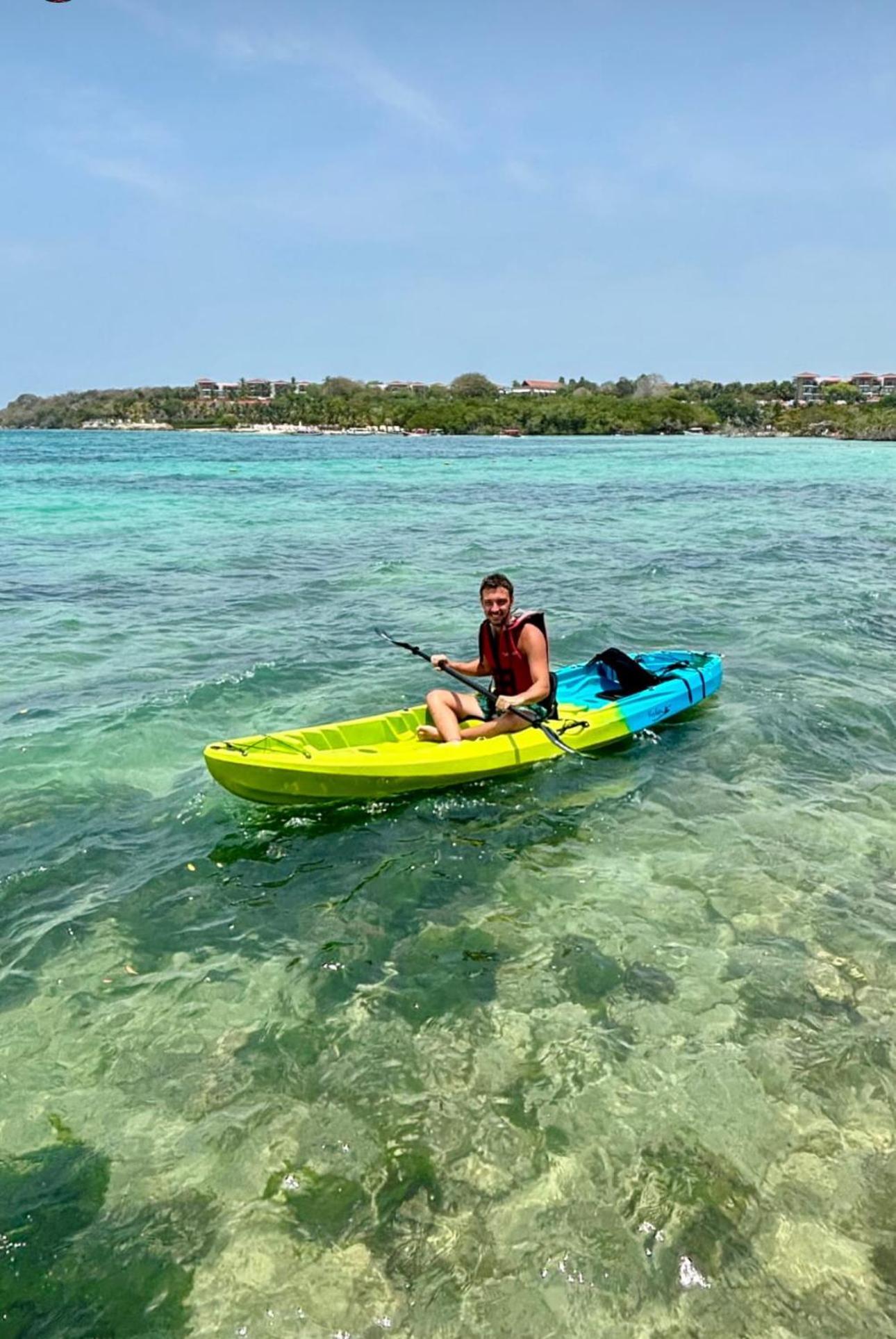 Hotel Thani Ecobeach Baru Playa Blanca