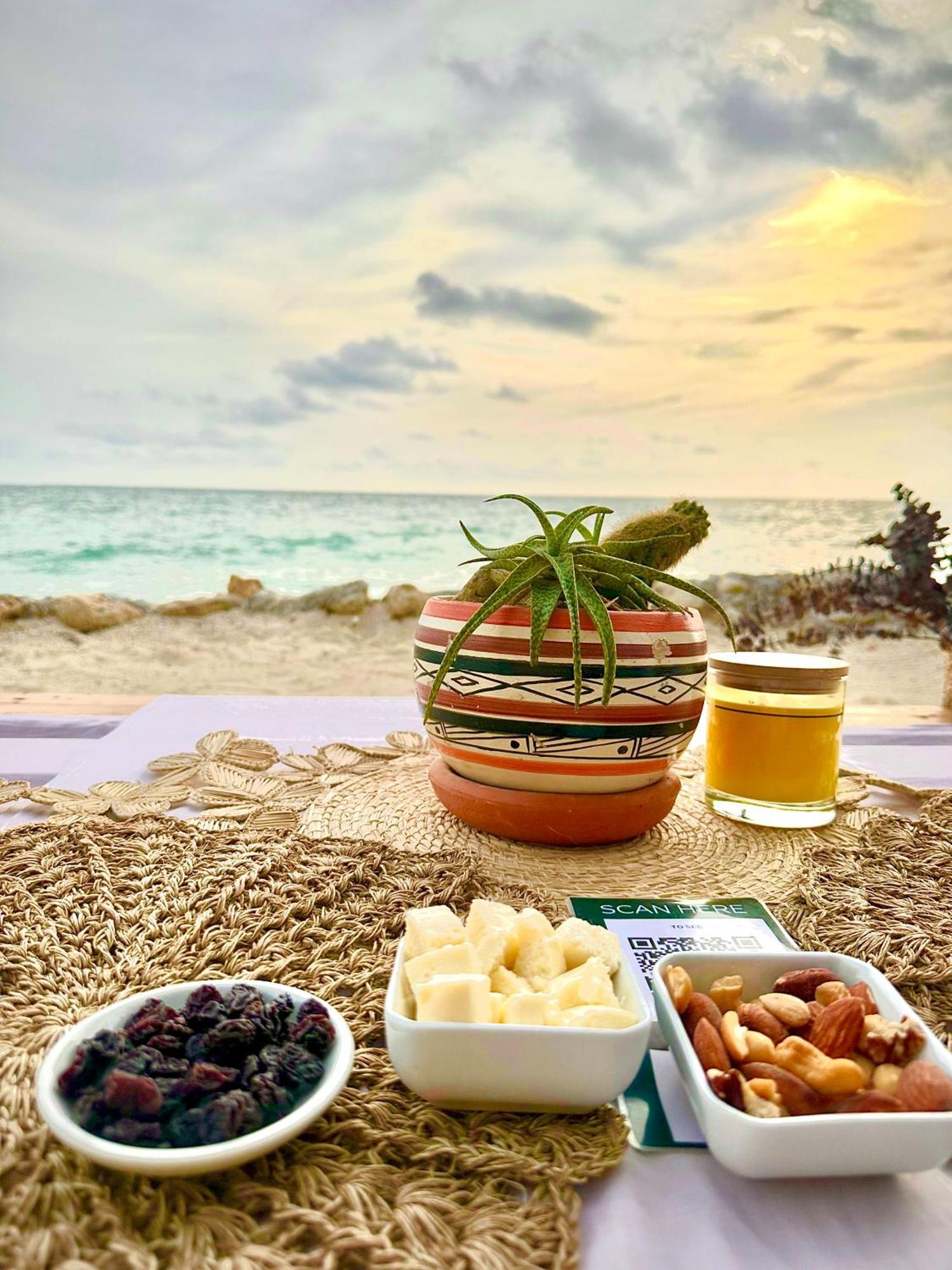 Thani Ecobeach Baru Hotel Playa Blanca
